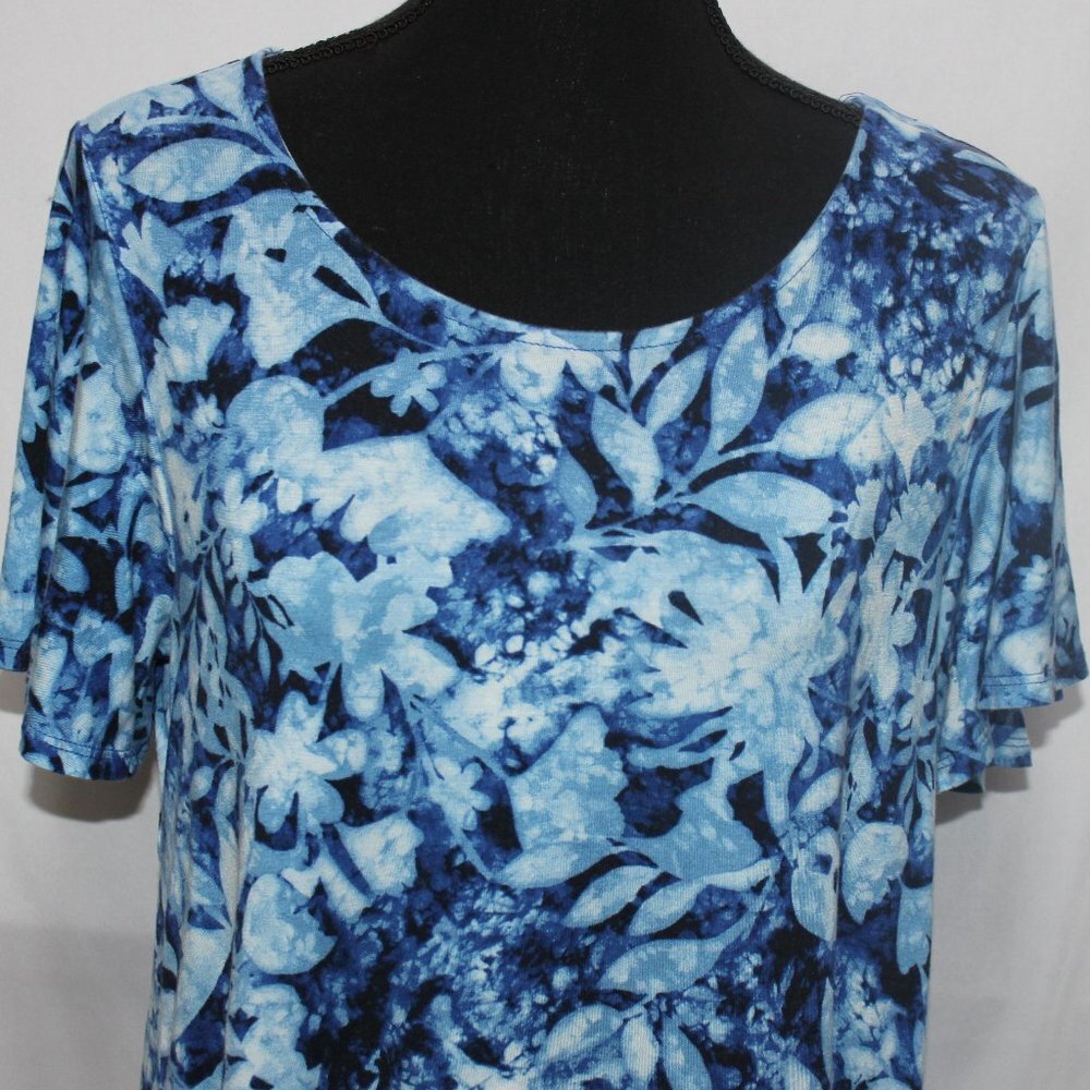 Cable & Gauge Blue & White Open Back Top - Picture 2 of 8